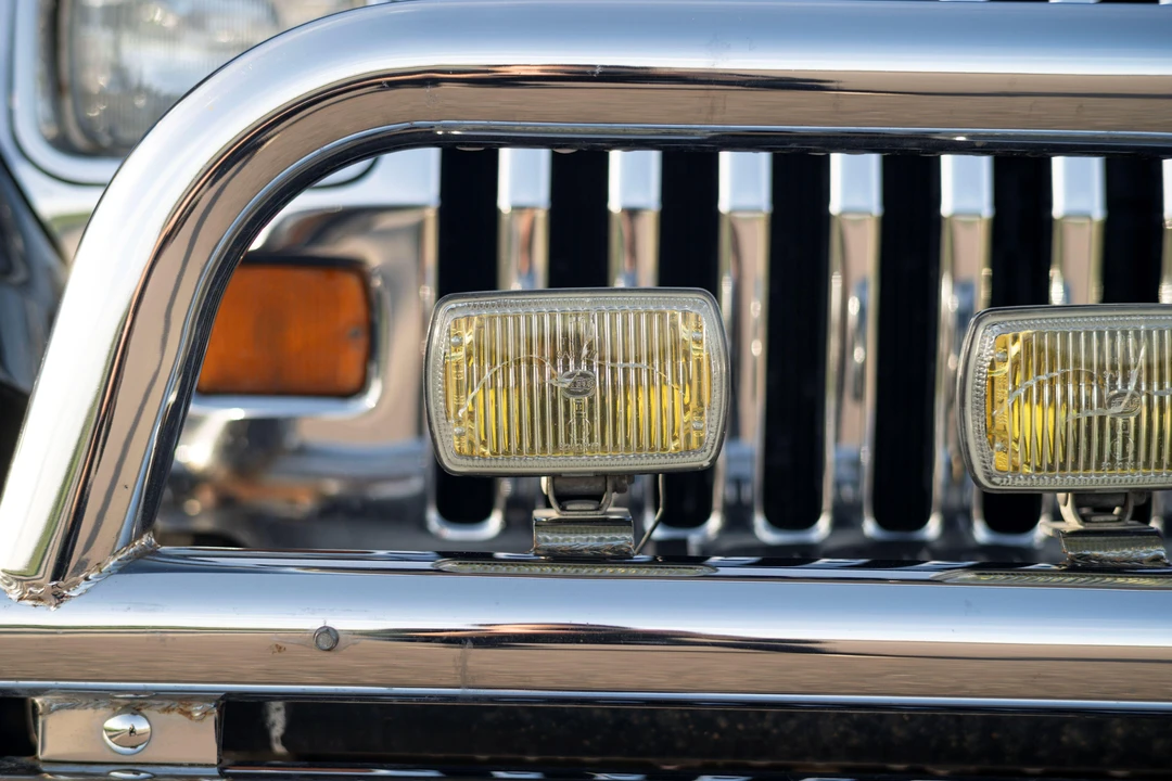 1989 Jeep YJ Wrangler - Image 17 of 31