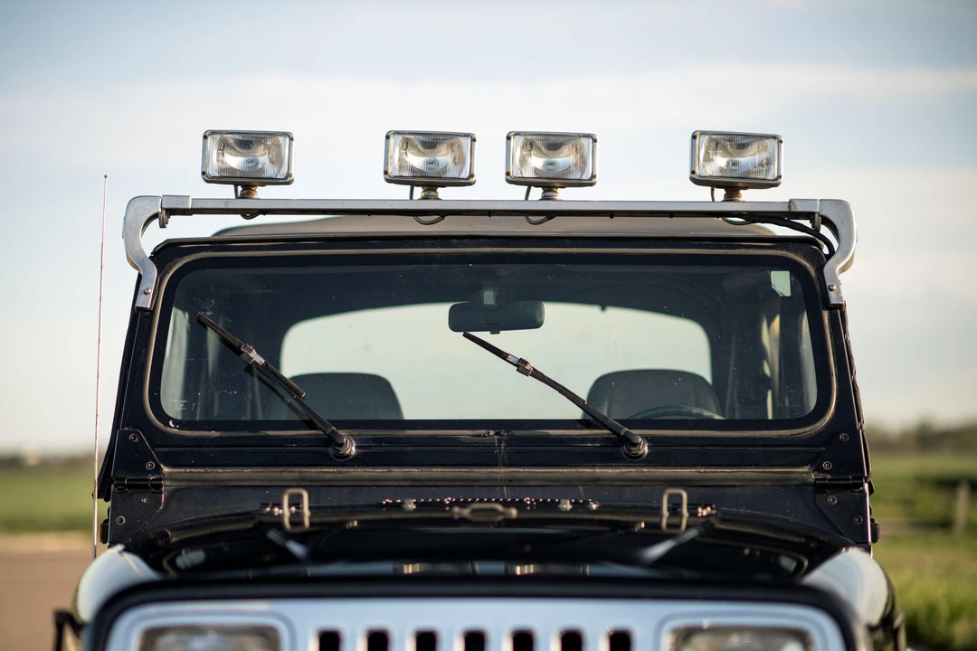 1989 Jeep YJ Wrangler - Image 19 of 31
