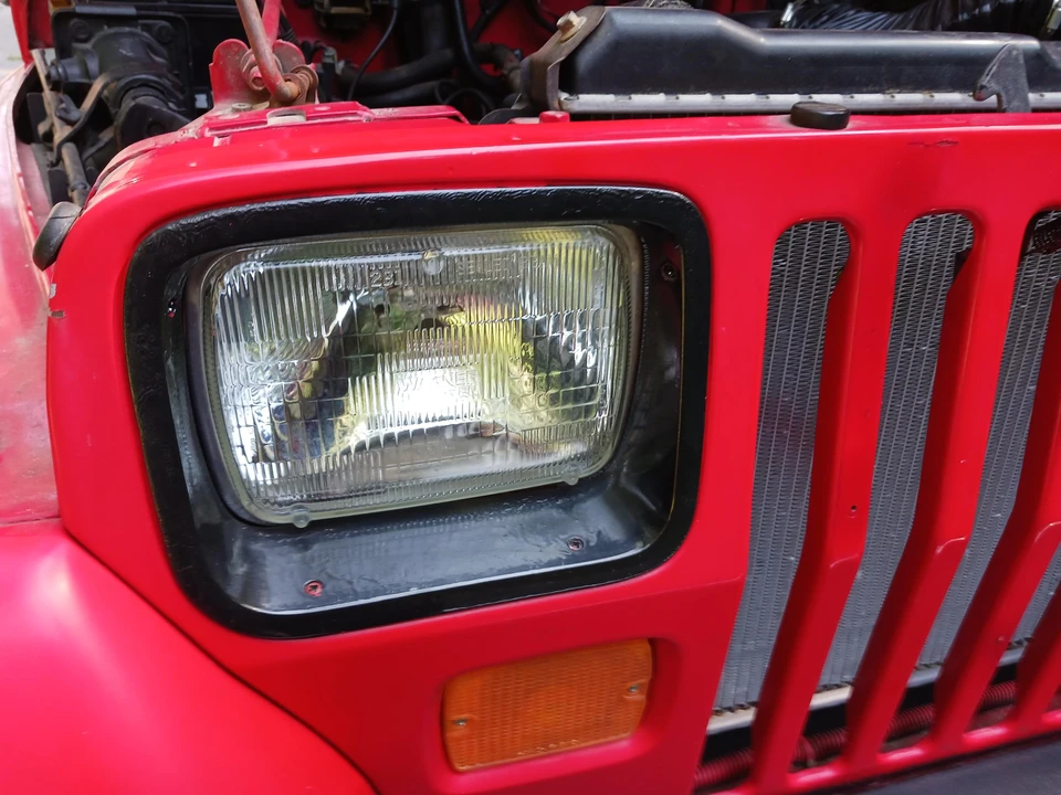 1989 Jeep YJ Wrangler - Image 12 of 31