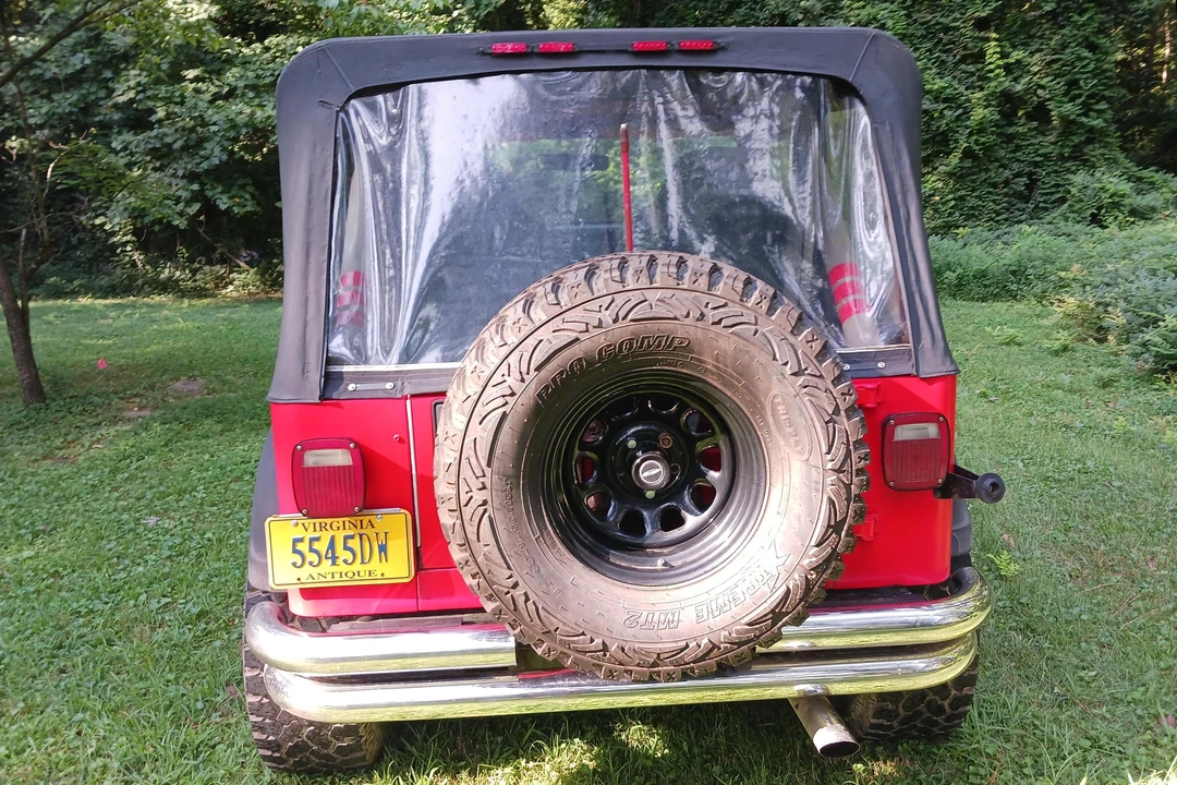 1989 Jeep YJ Wrangler - Image 5 of 31