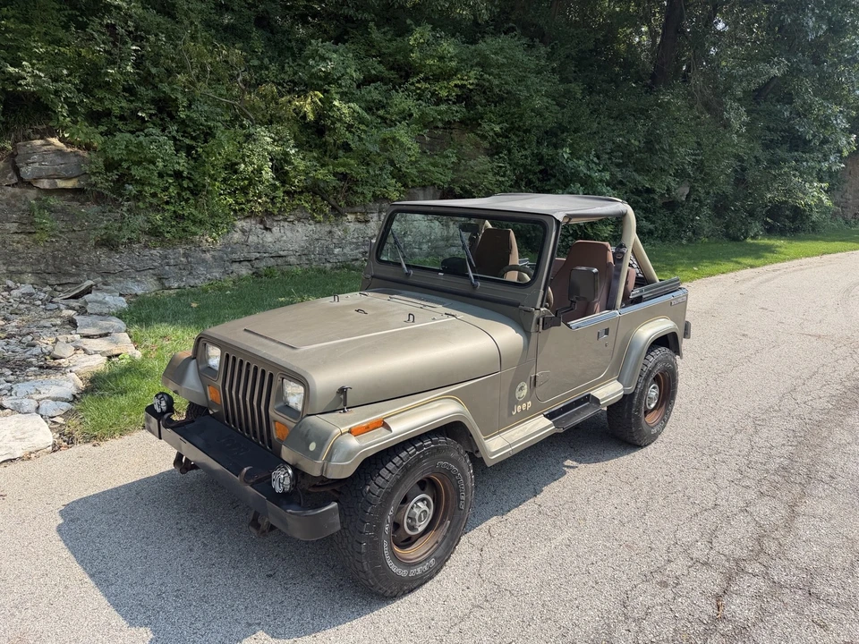 1989 Jeep YJ Wrangler - Image 2 of 31