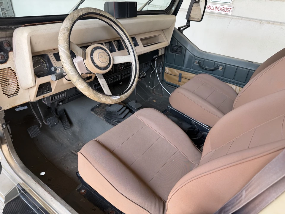 1989 Jeep YJ Wrangler - Image 17 of 31