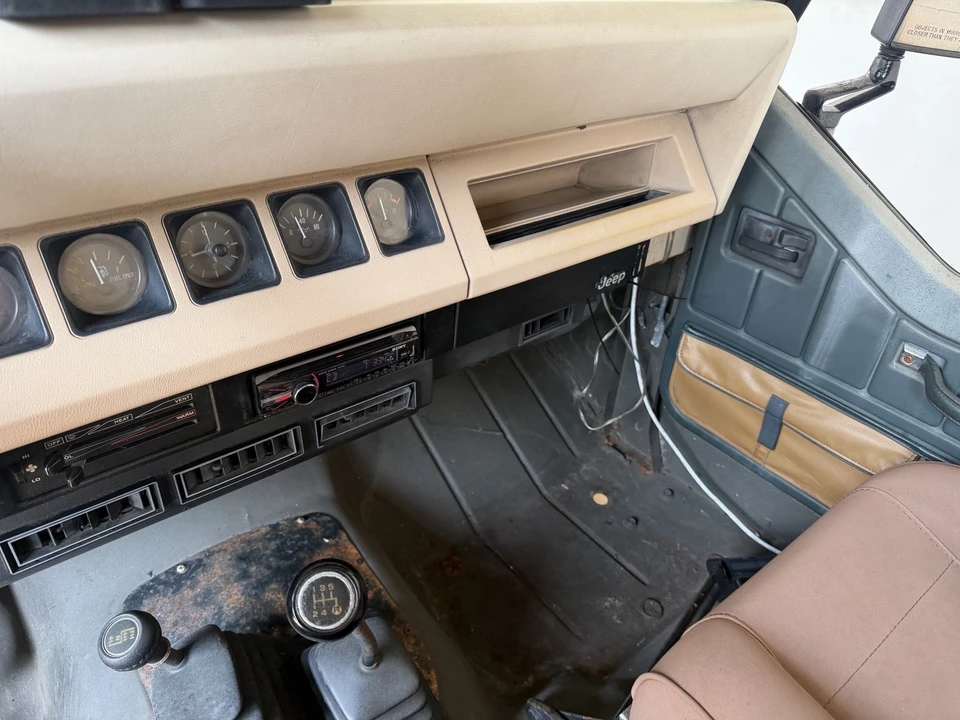 1989 Jeep YJ Wrangler - Image 19 of 31