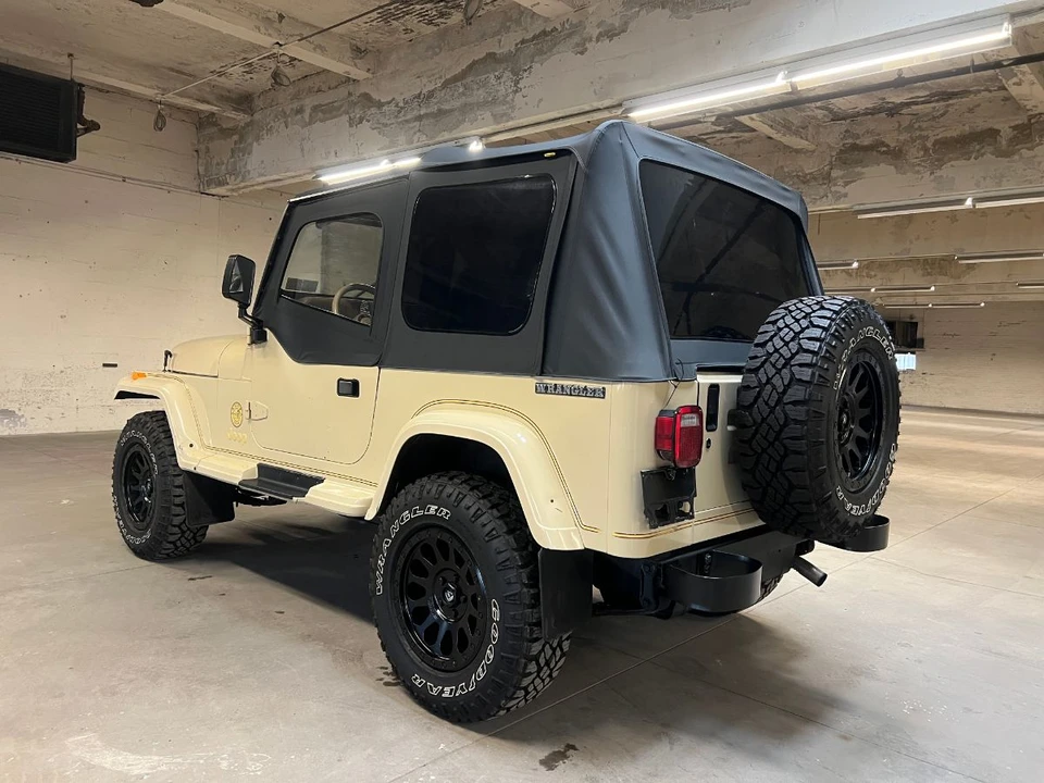 1989 Jeep YJ Wrangler - Image 17 of 31
