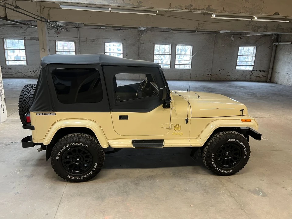 1989 Jeep YJ Wrangler - Image 8 of 31