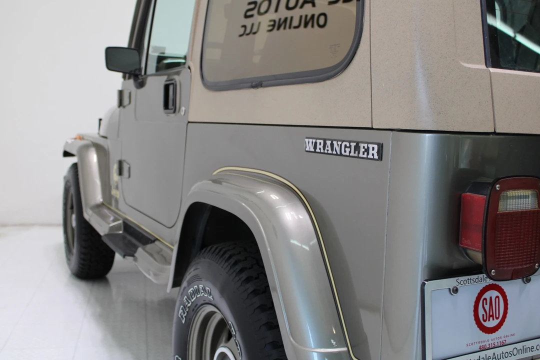 1989 Jeep YJ Wrangler - Image 17 of 31