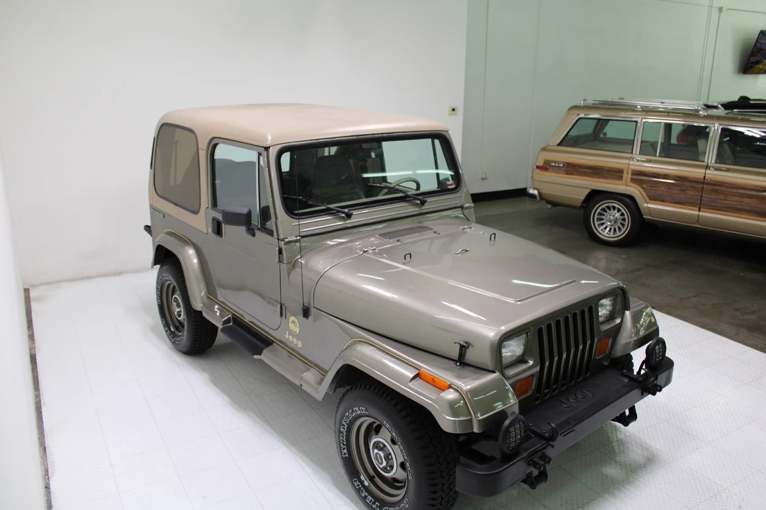 1989 Jeep YJ Wrangler - Image 24 of 31