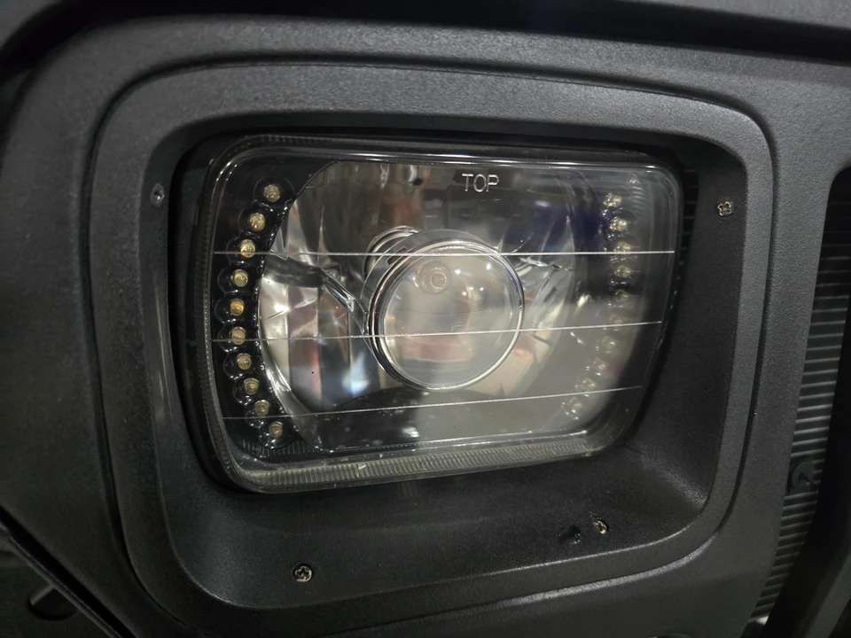 1989 Jeep YJ Wrangler - Image 24 of 31