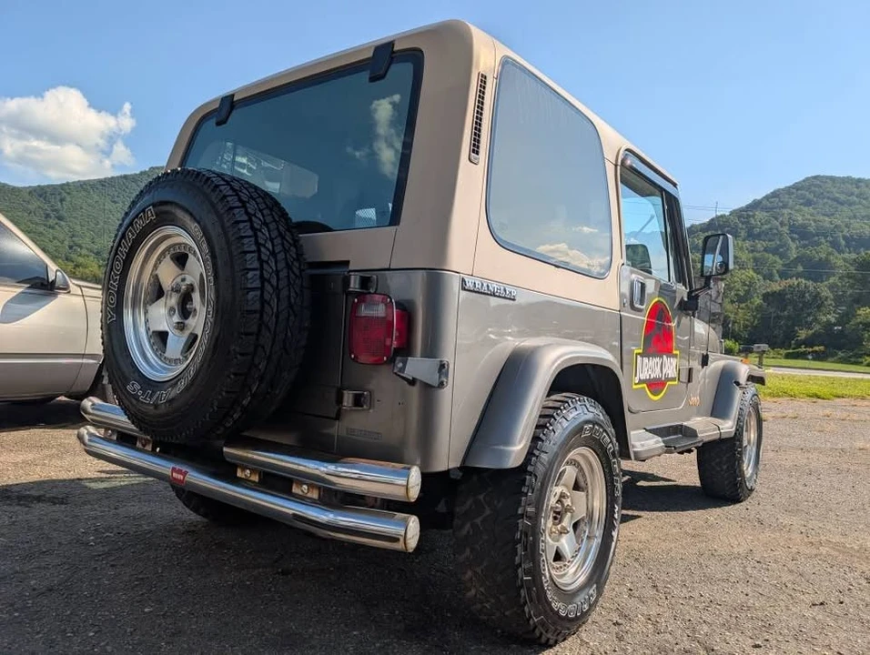 1989 Jeep YJ Wrangler - Image 3 of 20