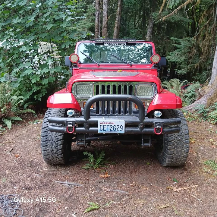 1989 Jeep YJ Wrangler - Image 2 of 3