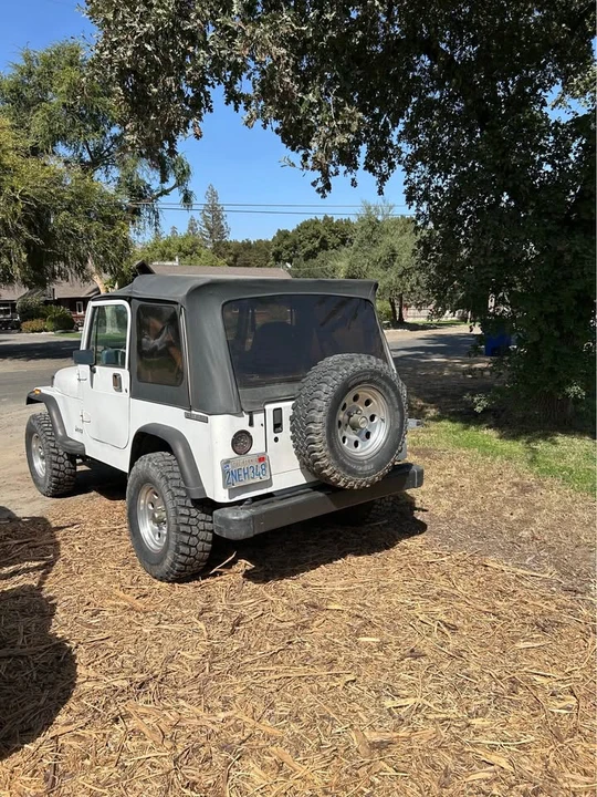1989 Jeep YJ Wrangler - Image 2 of 5
