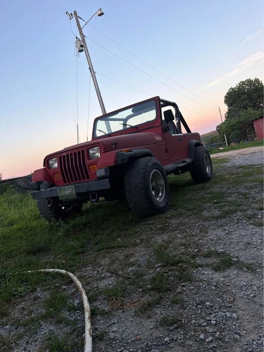 1989 Jeep YJ Wrangler - Image 2 of 3