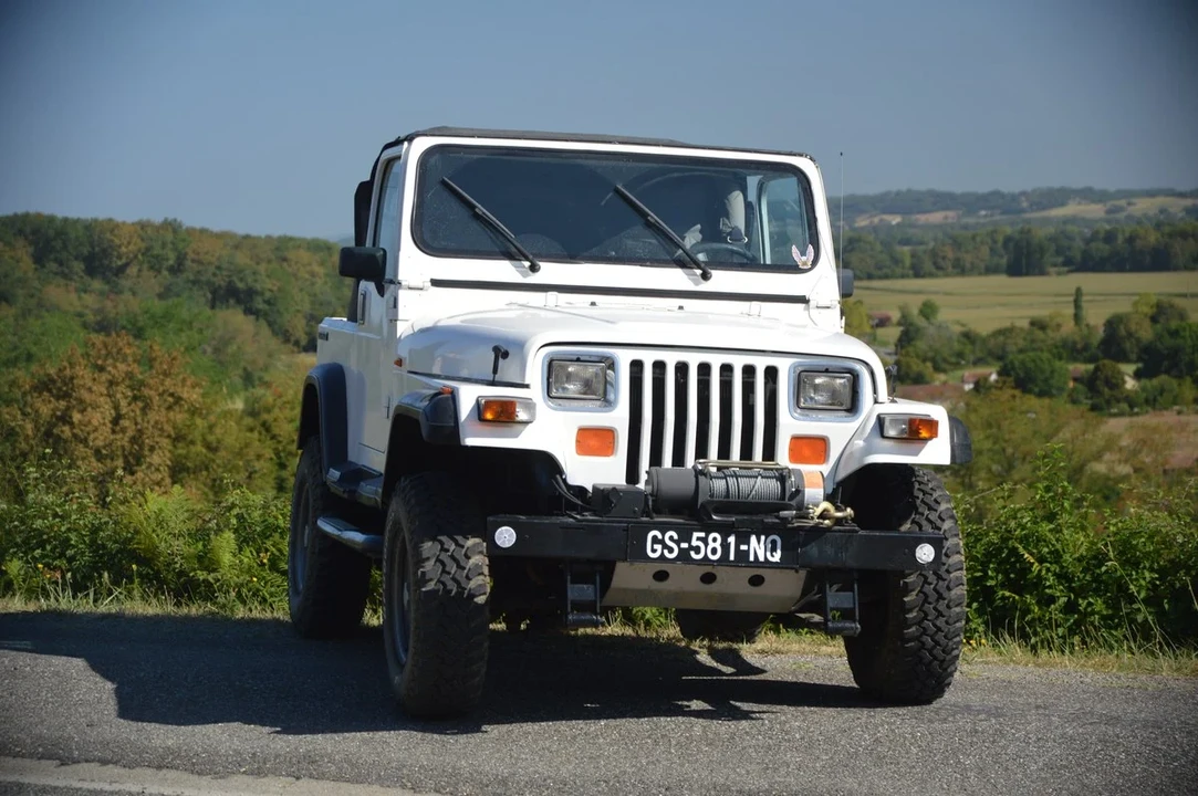 1989 Jeep YJ Wrangler - Image 19 of 30