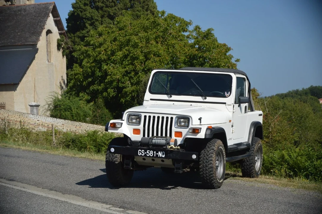 1989 Jeep YJ Wrangler - Image 8 of 31