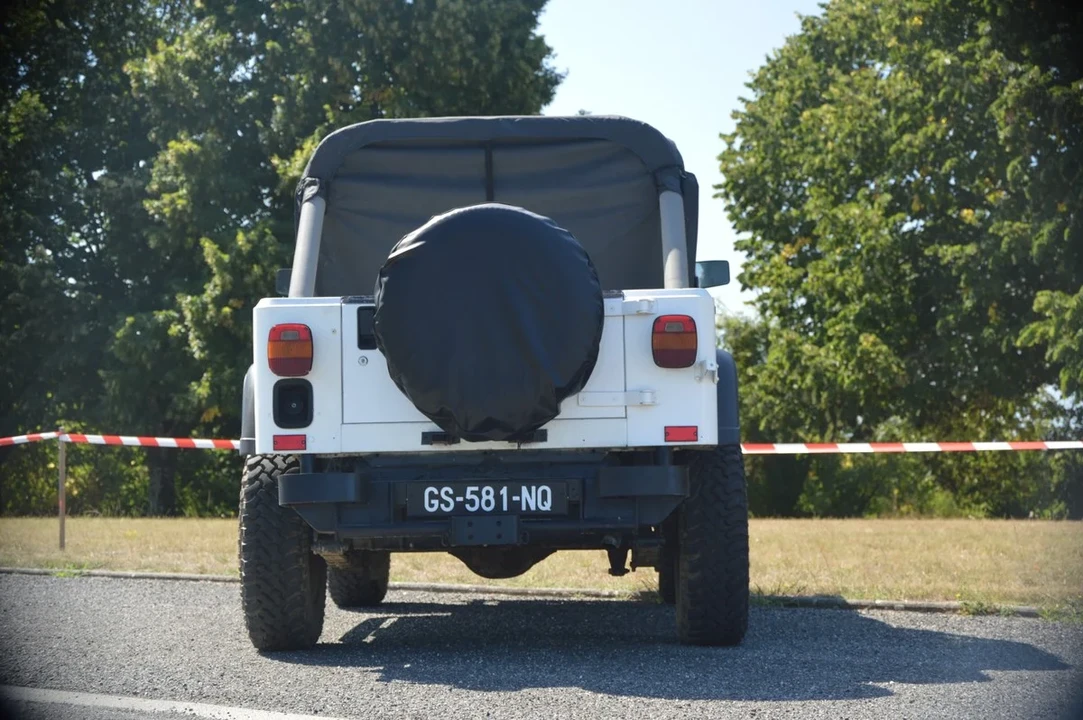 1989 Jeep YJ Wrangler - Image 18 of 31