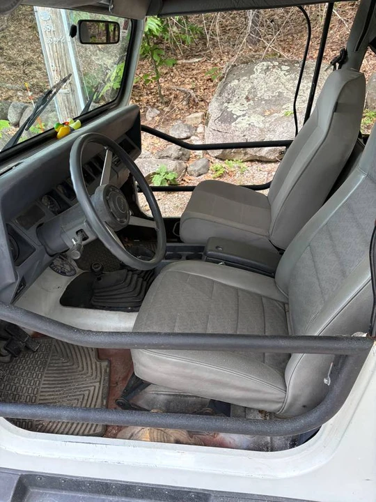 1989 Jeep YJ Wrangler - Image 5 of 5