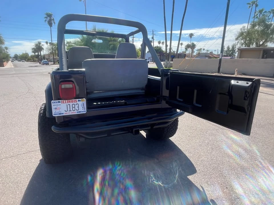 1989 Jeep YJ Wrangler - Image 10 of 19