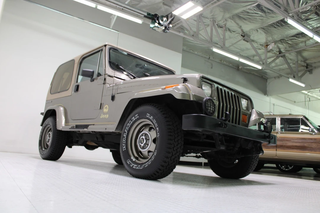 1989 Jeep - Image 25 of 31
