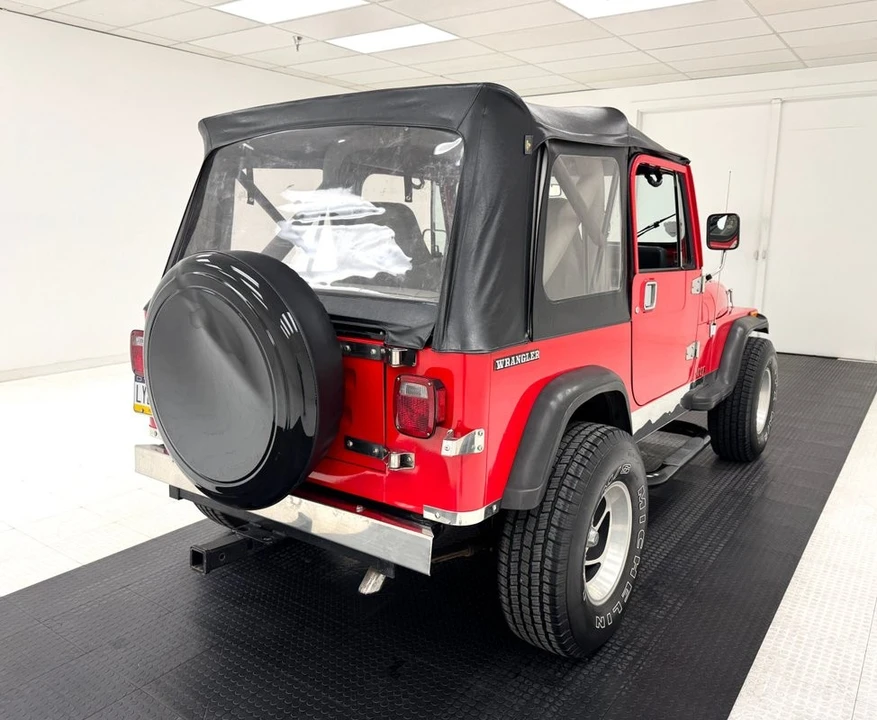 1989 Jeep YJ Wrangler - Image 5 of 21