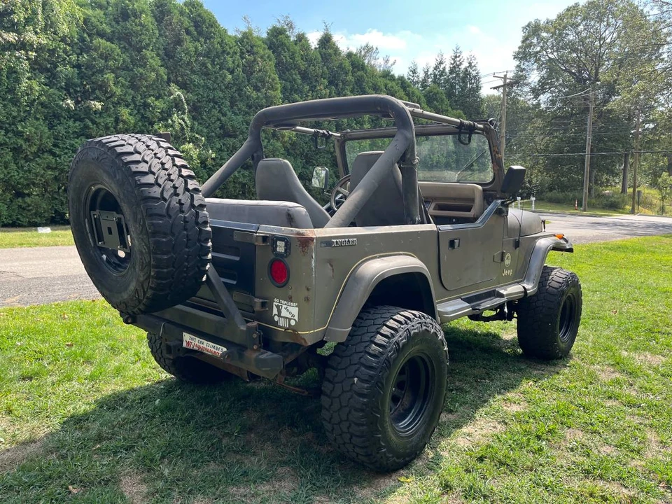1989 Jeep YJ Wrangler - Image 22 of 24