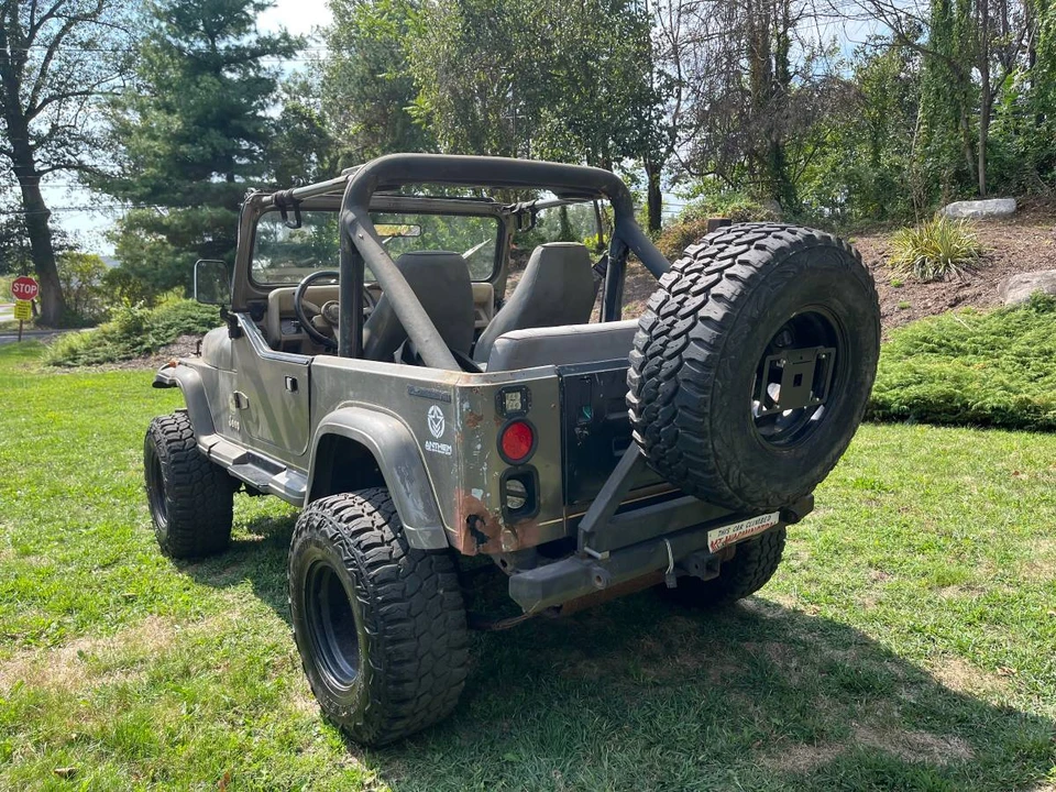 1989 Jeep YJ Wrangler - Image 21 of 24
