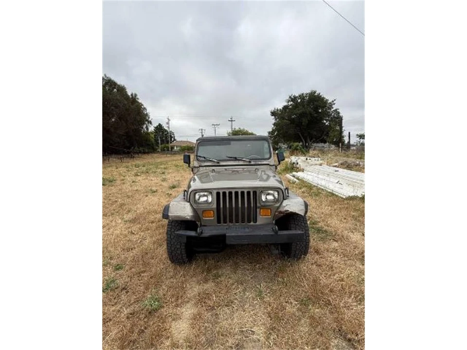 1989 Jeep YJ Wrangler - Image 2 of 5