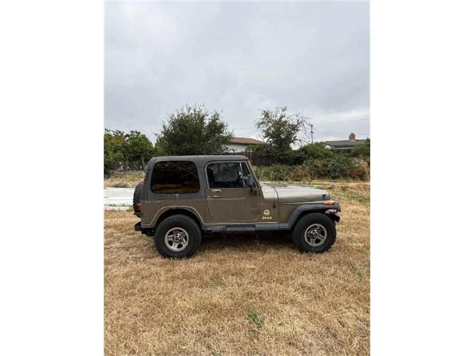 1989 Jeep YJ Wrangler - Image 3 of 5