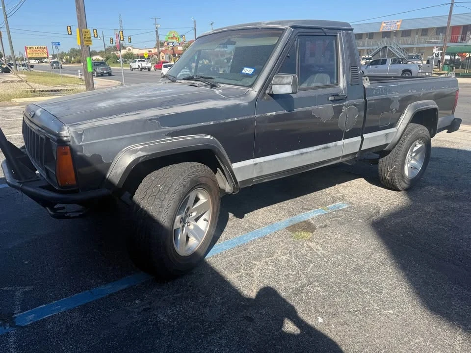1989 Jeep Commander - Image 2 of 6