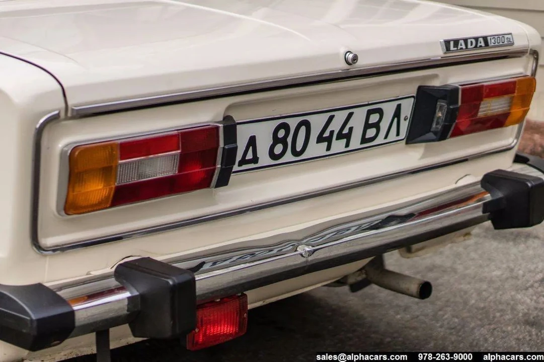 1989 Lada - Image 12 of 21