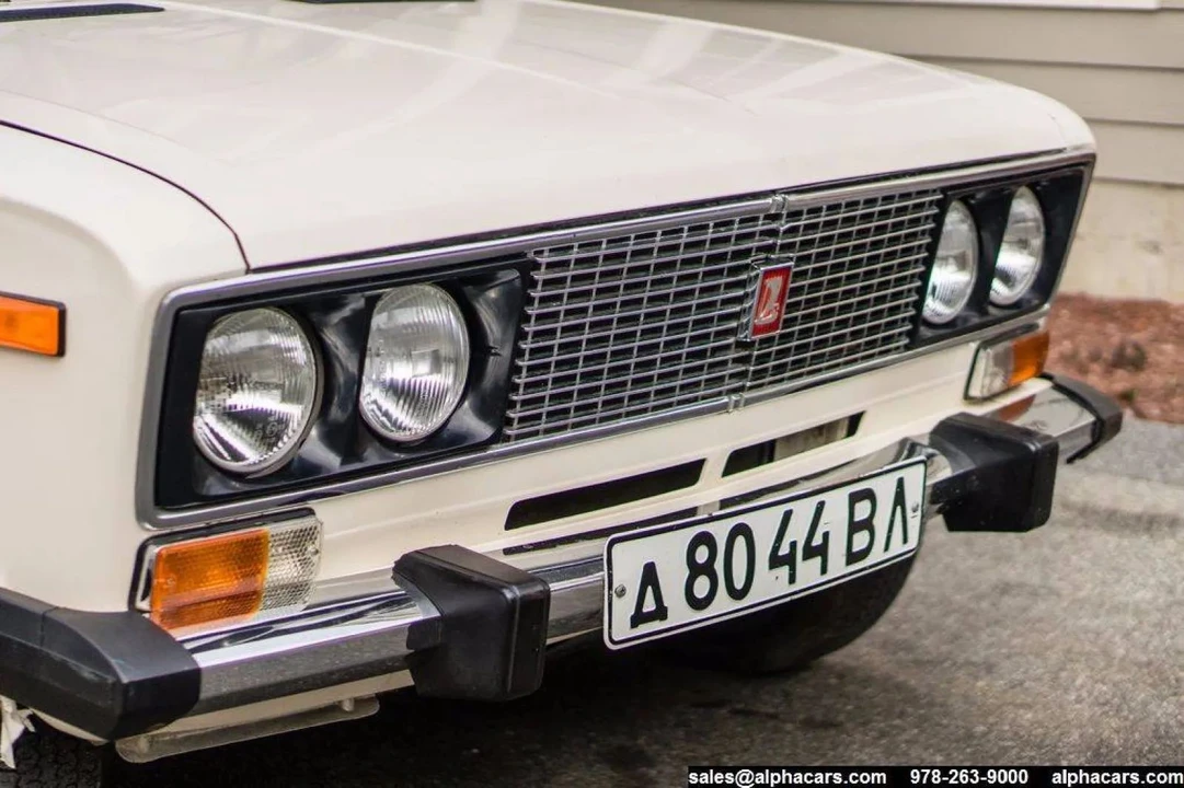 1989 Lada - Image 11 of 21