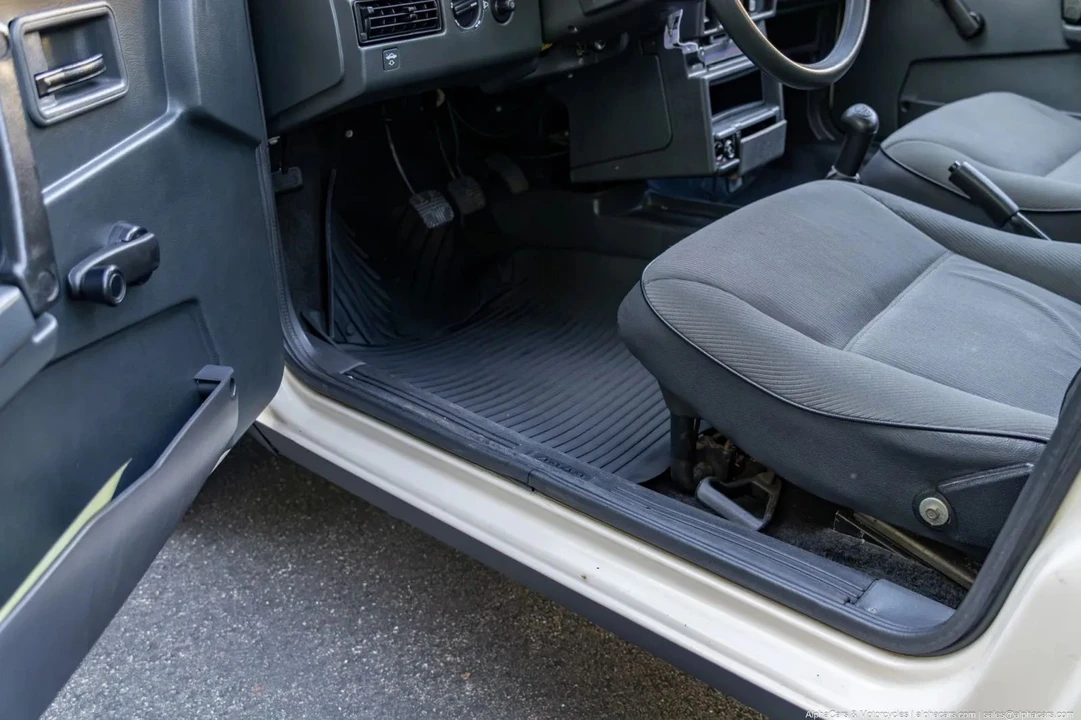 1989 Lada - Image 22 of 31