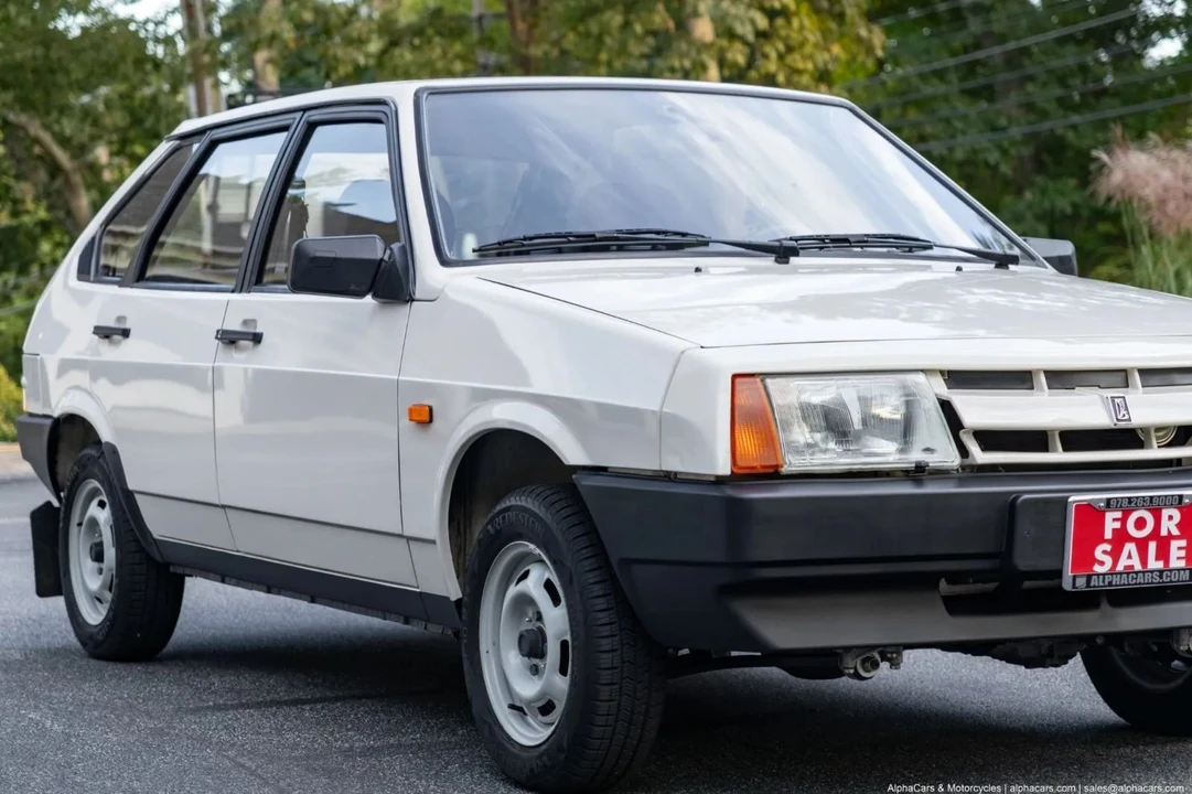 1989 Lada - Image 18 of 31