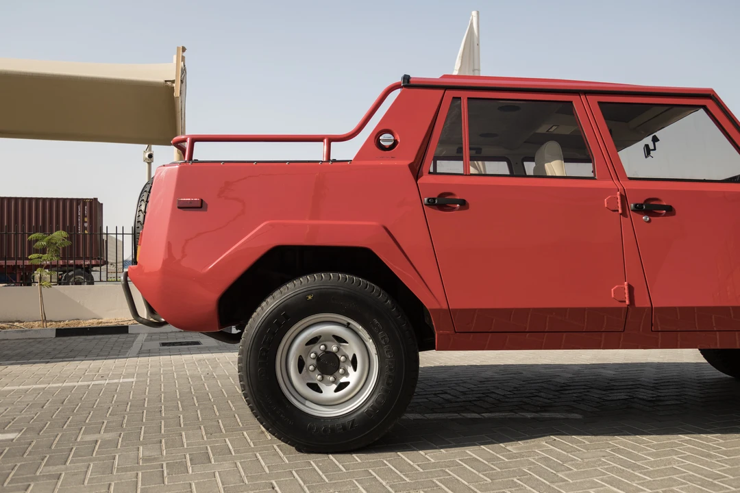 1989 Lamborghini LM002 - Image 21 of 31