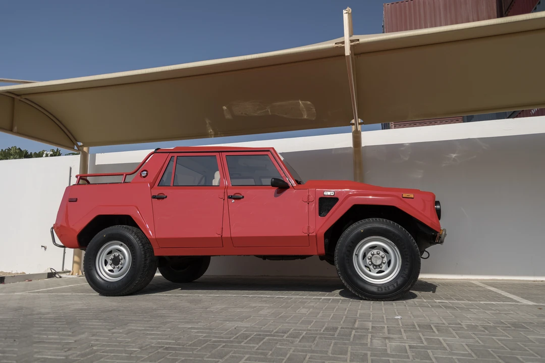 1989 Lamborghini LM002 - Image 14 of 31
