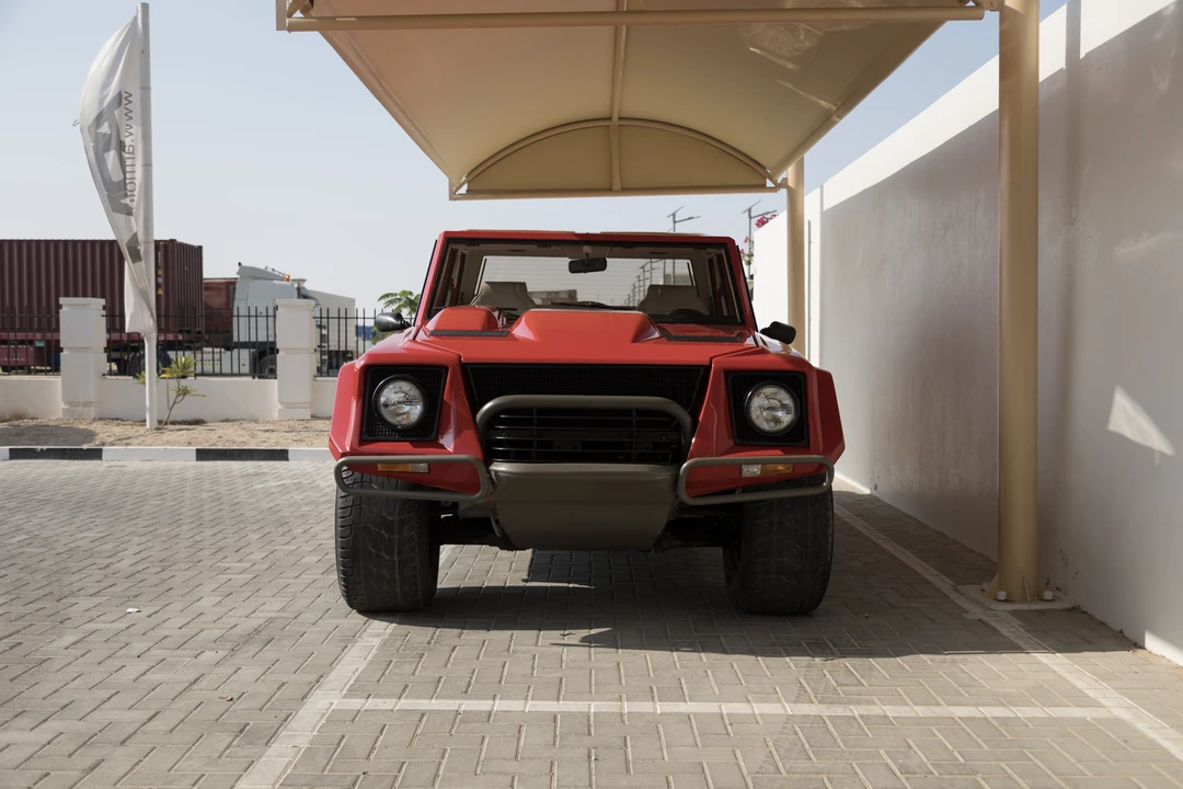 1989 Lamborghini LM002 - Image 9 of 31