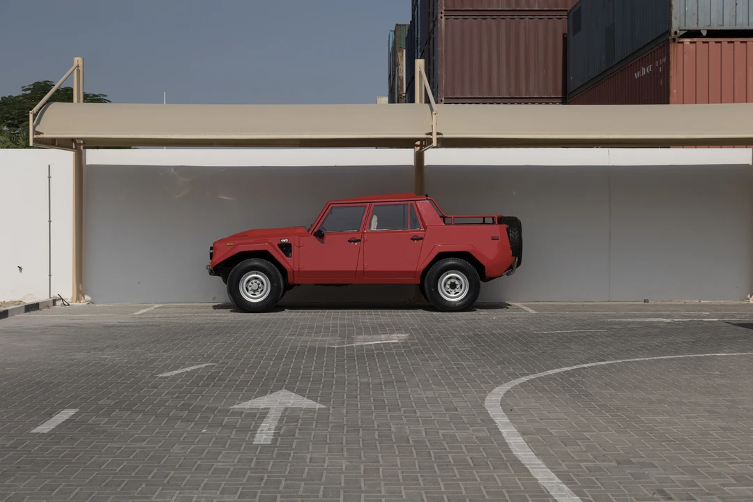 1989 Lamborghini LM002 - Image 16 of 31