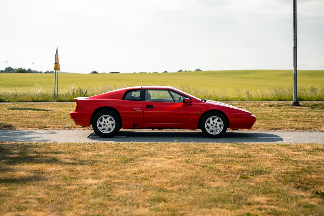 1989 Lotus Esprit Series 4 - Image 8 of 31