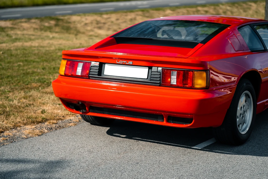 1989 Lotus Esprit Series 4 - Image 25 of 31