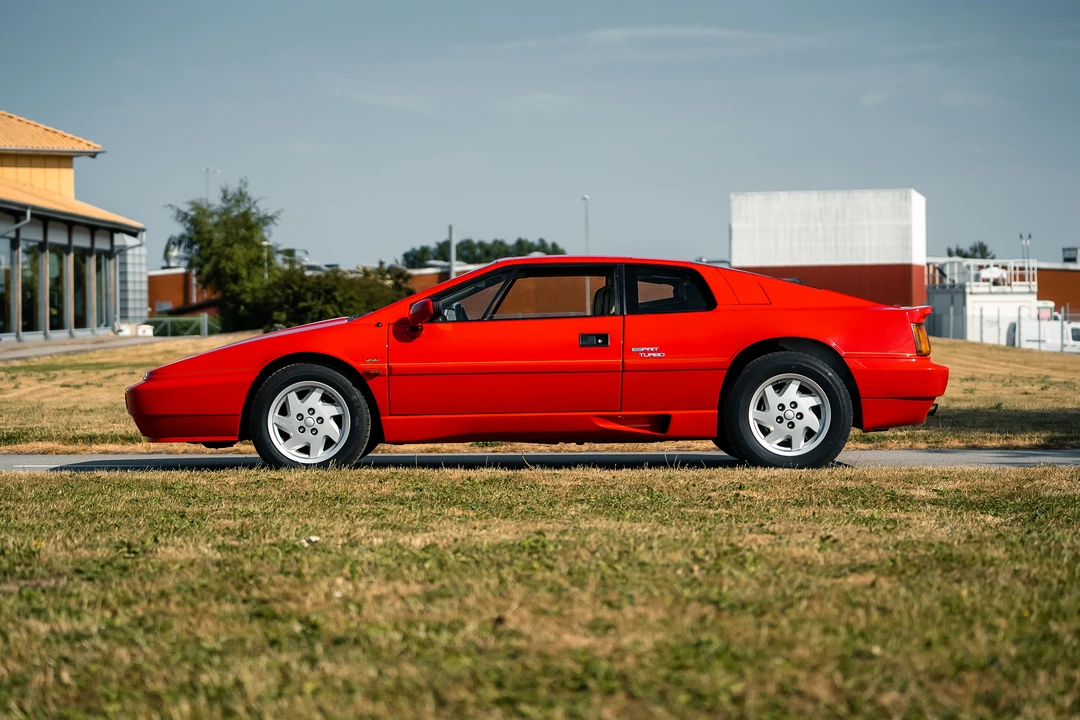 1989 Lotus Esprit Series 4 - Image 12 of 31