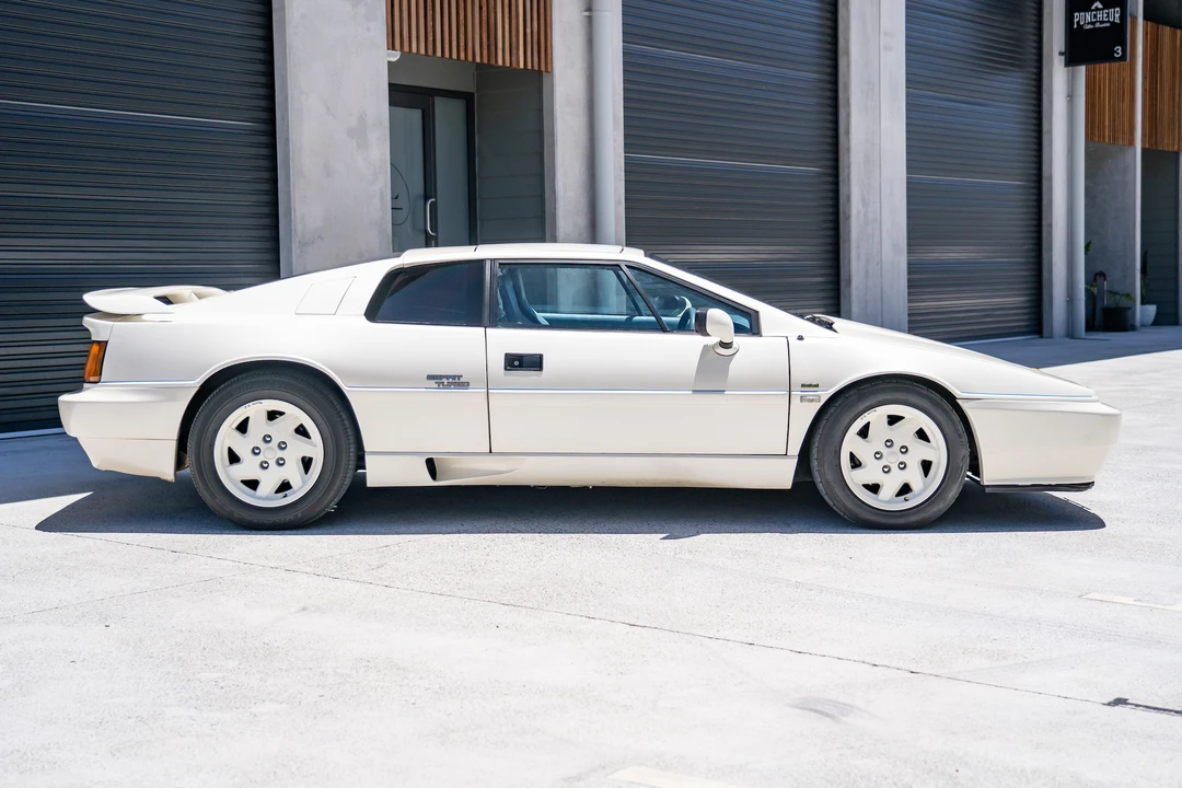 1989 Lotus Esprit Series 4 - Image 13 of 31