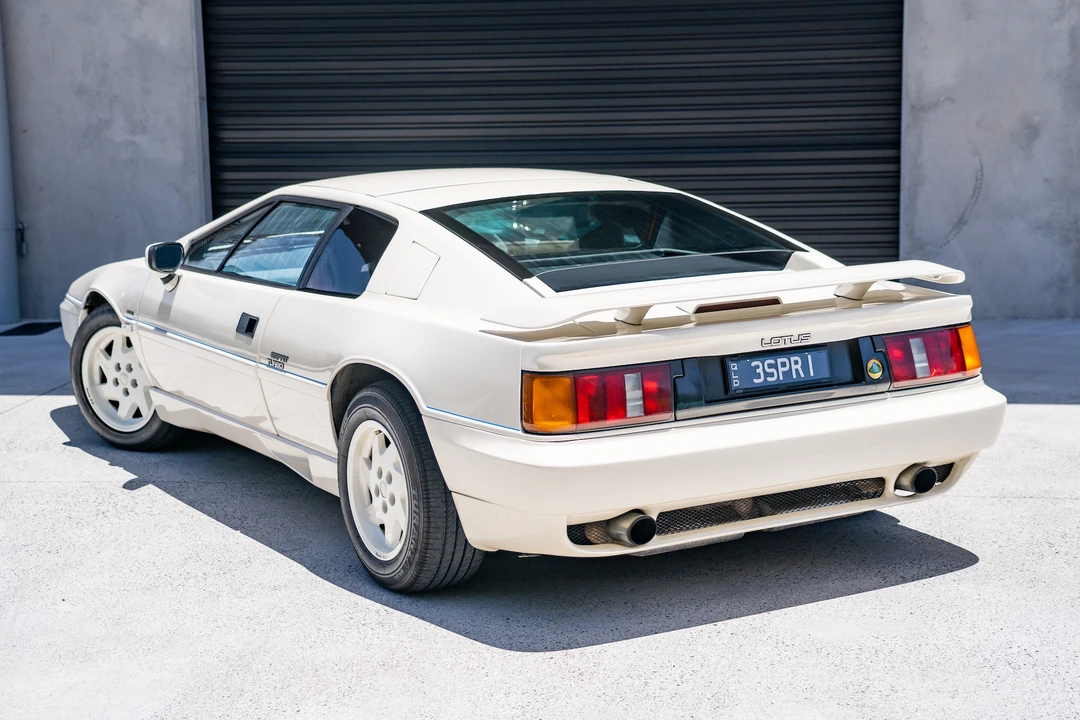 1989 Lotus Esprit Series 4 - Image 16 of 31