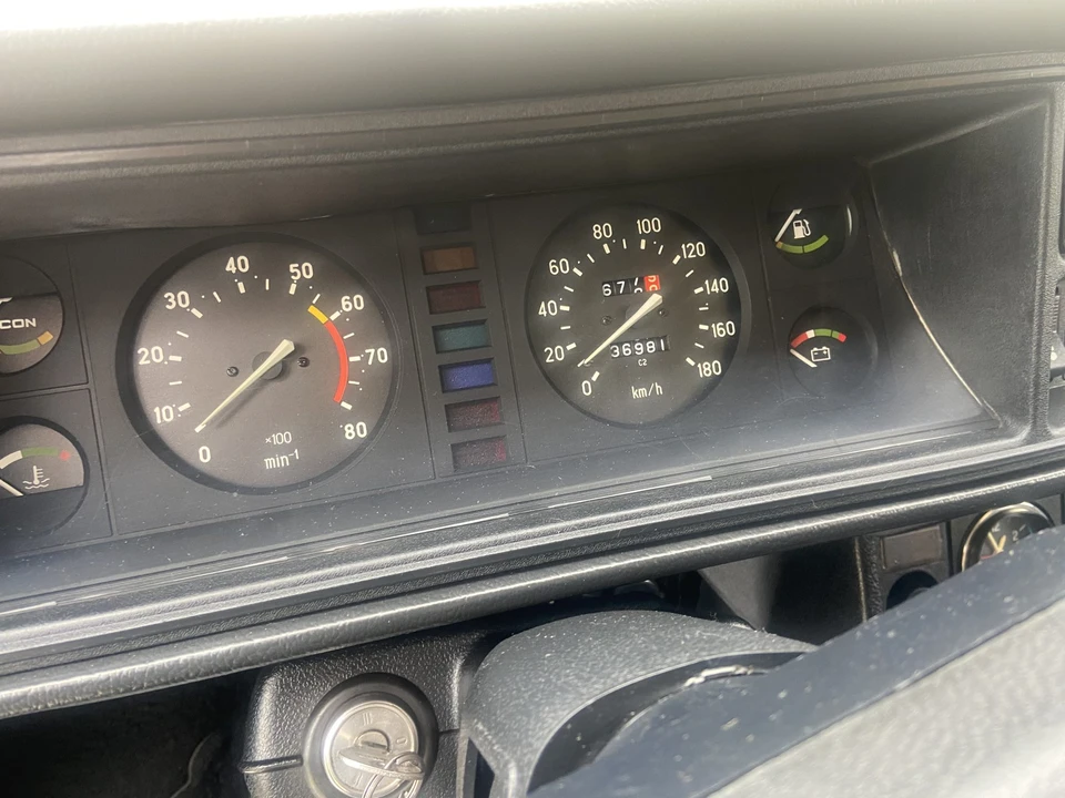 1989 Lada - Image 25 of 31