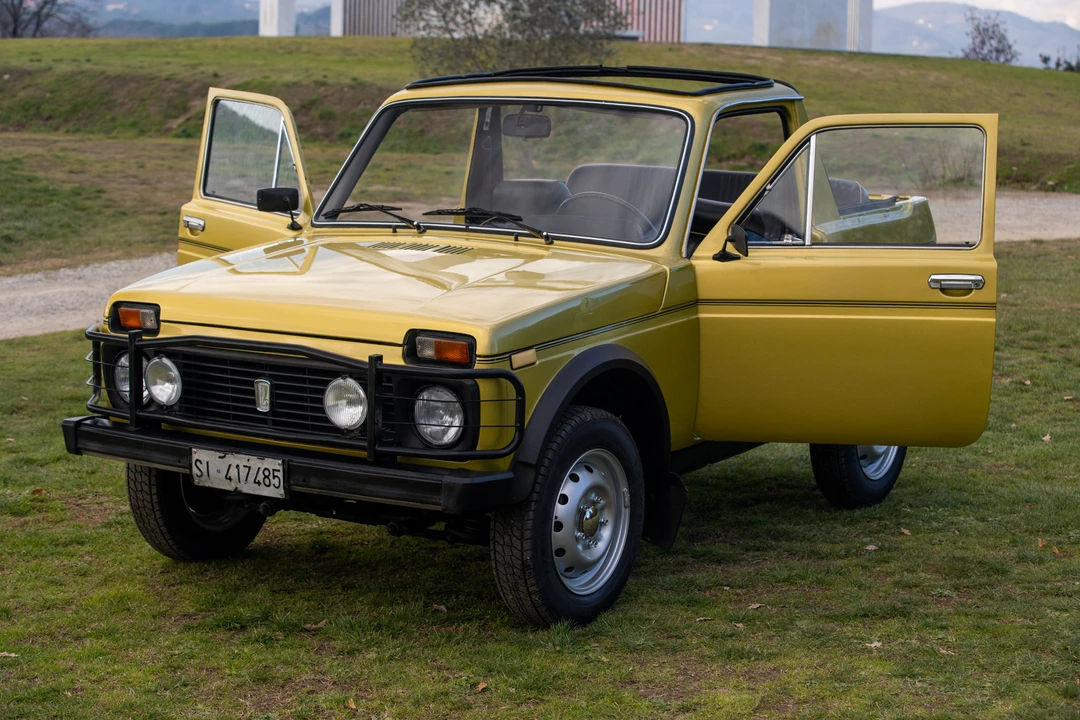 1989 Lada - Image 30 of 31
