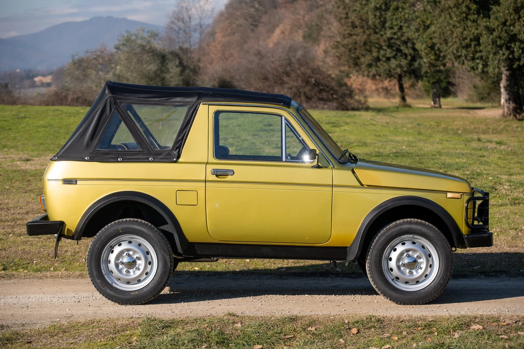 1989 Lada - Image 25 of 31