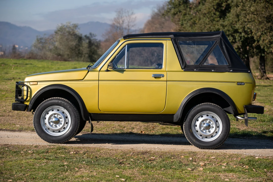 1989 Lada - Image 24 of 31