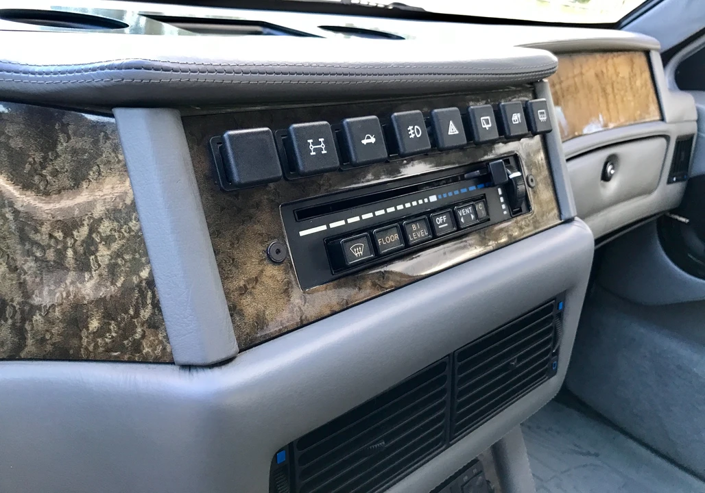 1989 LaForza - Image 22 of 31