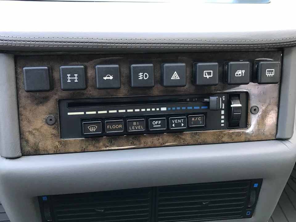 1989 LaForza - Image 24 of 31