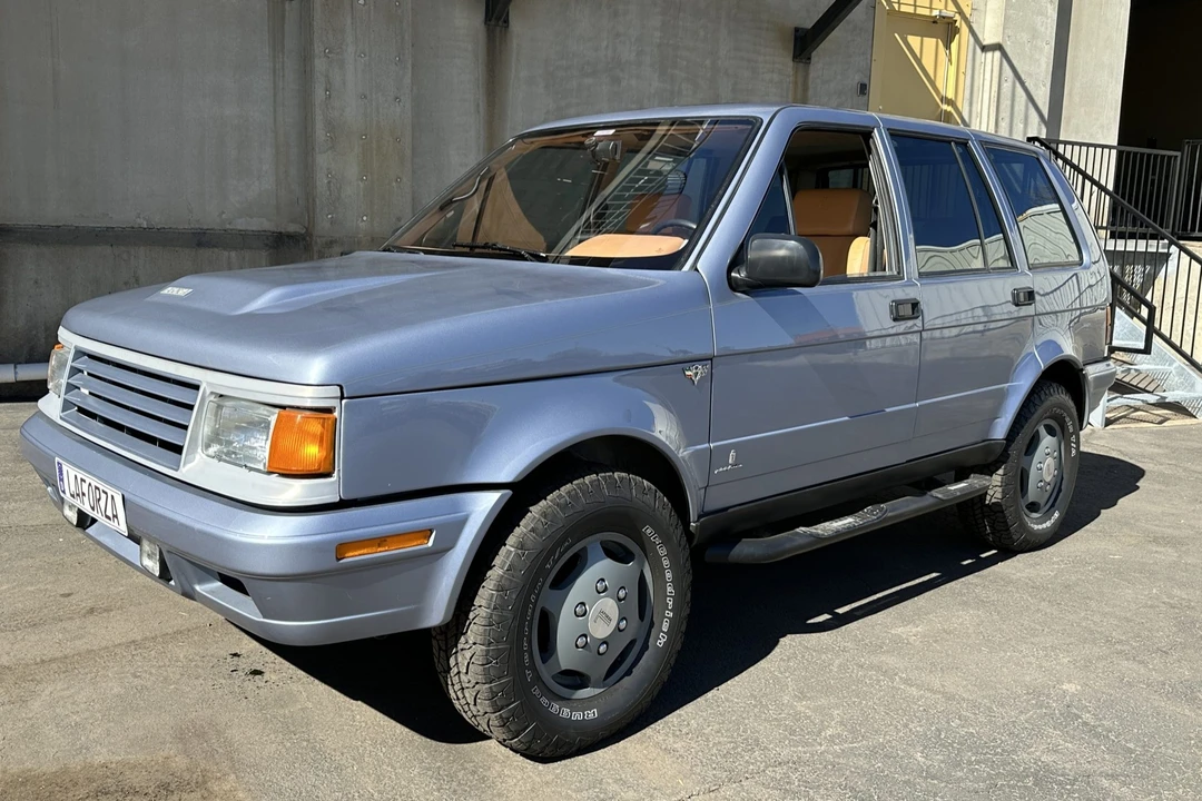 1989 LaForza - Image 1 of 31