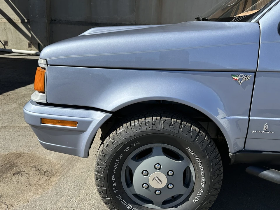 1989 LaForza - Image 22 of 31