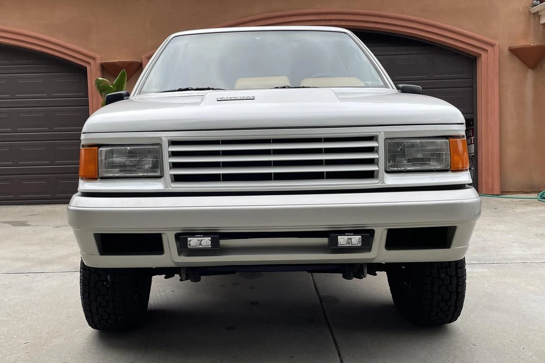 1989 LaForza - Image 2 of 30